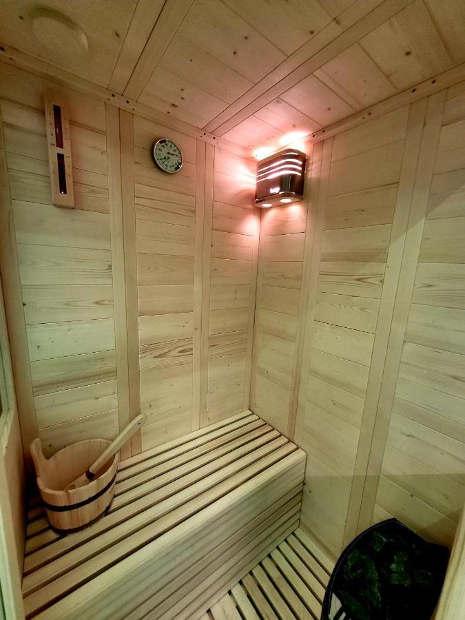 Romantic Deluxe Svite Wise Jacuzzi And Sauna 아테네 외부 사진