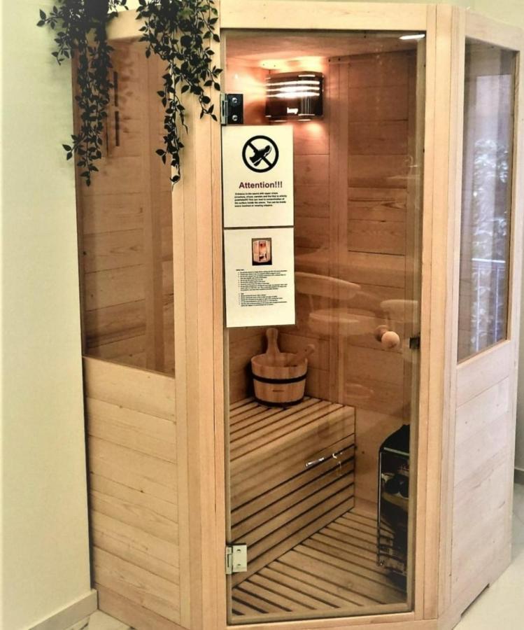 Romantic Deluxe Svite Wise Jacuzzi And Sauna 아테네 외부 사진