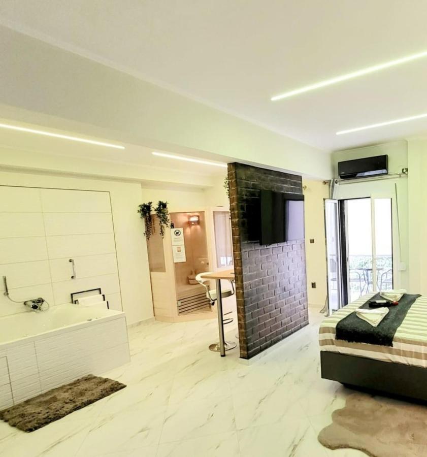 Romantic Deluxe Svite Wise Jacuzzi And Sauna 아테네 외부 사진